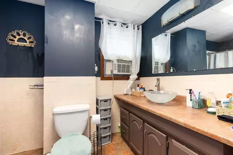 337 Columbia St, Fall River, MA 02723 photo 14