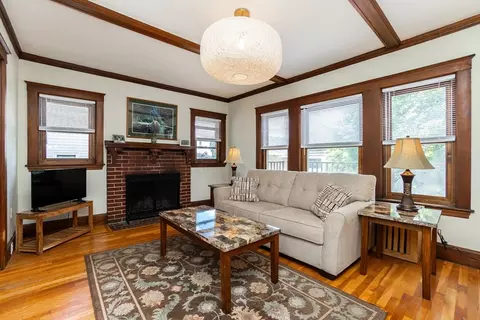 65 Freeman St #2, Arlington, MA 02474