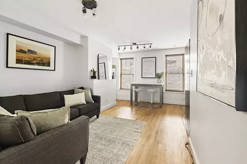 43 Warren Ave #B, Boston, MA 02116