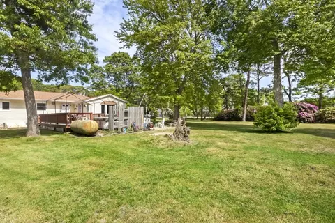 2 Shawnee Dr, Buzzards Bay, MA 02532 photo 6
