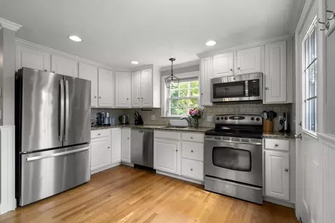 Kitchen - 21 Brown Dr, Walpole, MA 02081 photo 2 of 3