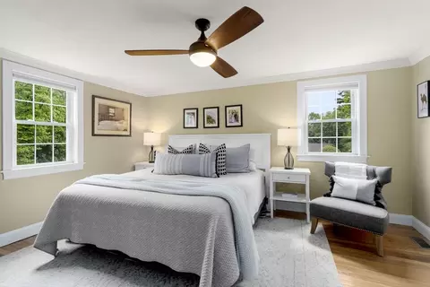 Bedroom - 21 Brown Dr, Walpole, MA 02081 photo 4 of 5