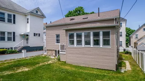 213 Shaw St, New Bedford, MA 02745