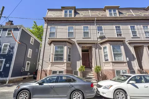 7 N Pine St #1, Salem, MA 01970