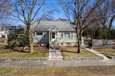 149 Horn Pond Brook Rd, Winchester, MA 01890