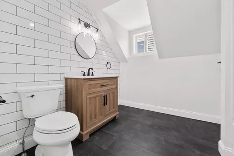 45 Lafayette St, Fall River, MA 02723 photo 24