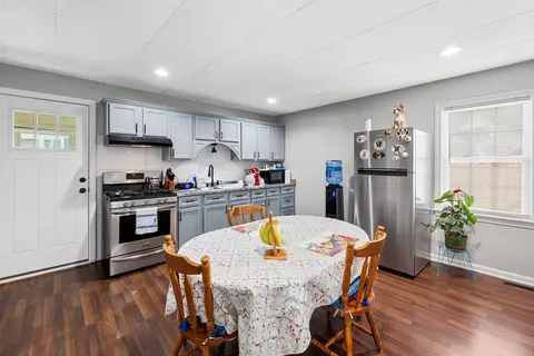 45 Lafayette St, Fall River, MA 02723 photo 9