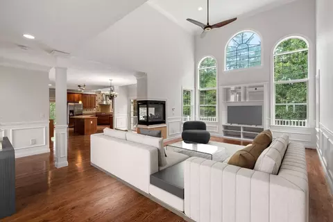 55 Mohawk Path, Holliston, MA 01746 photo 11