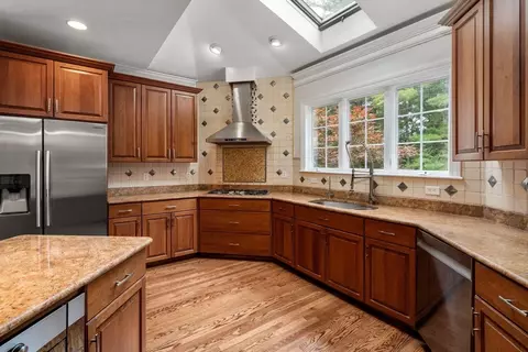 55 Mohawk Path, Holliston, MA 01746 photo 21