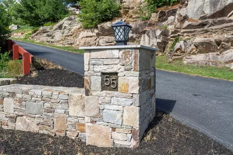55 Mohawk Path, Holliston, MA 01746 photo 2