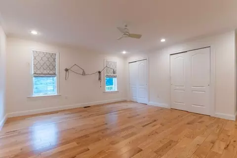 49 East St, Upton, MA 01568 photo 15