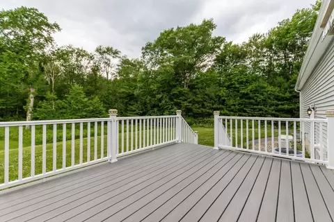 49 East St, Upton, MA 01568 photo 31