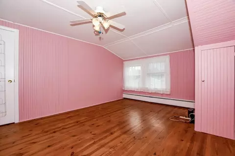 Bedroom - 8 Tomahawk Dr, Wareham, MA 02538 photo 4 of 6