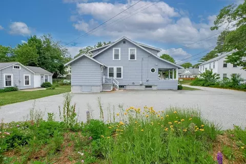 Exterior - 8 Tomahawk Dr, Wareham, MA 02538 photo 3 of 9