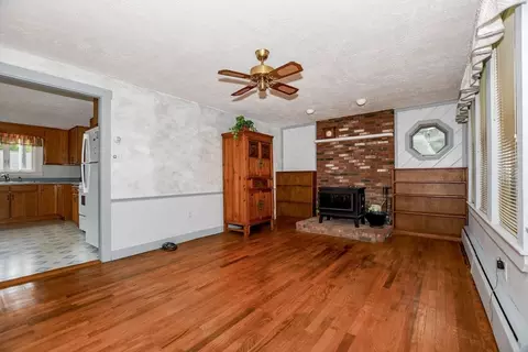 Living - 8 Tomahawk Dr, Wareham, MA 02538 photo 2 of 5