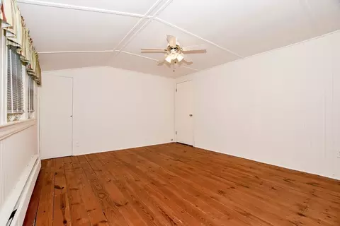 Bedroom - 8 Tomahawk Dr, Wareham, MA 02538 photo 6 of 6
