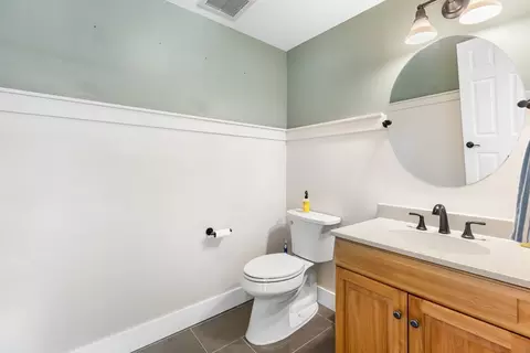 Bath - 40 Crestview Dr, Millis, MA 02054 photo 1 of 5