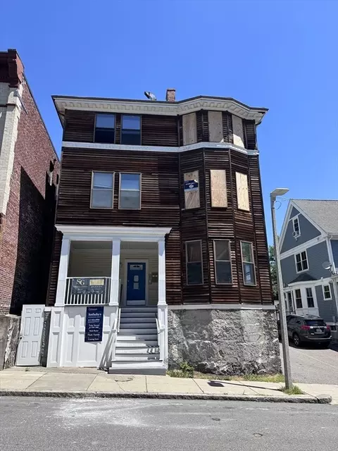 14 Dorr St, Boston, MA 02119