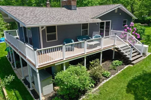 7 Brook St, Plympton, MA 02367