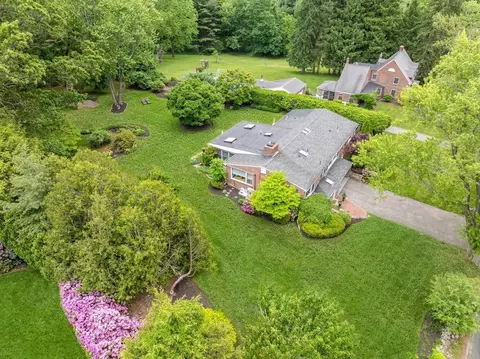 90 Woodland St, Natick, MA 01760