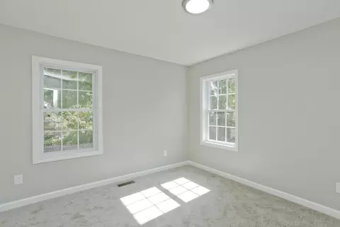 27 Brooks St, Springfield, MA 01109 photo 26