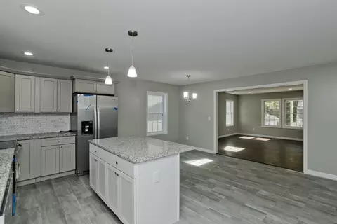 27 Brooks St, Springfield, MA 01109 photo 7