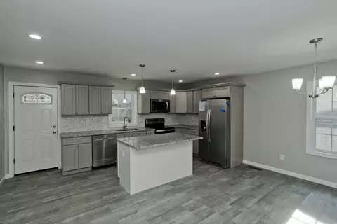 27 Brooks St, Springfield, MA 01109 photo 16