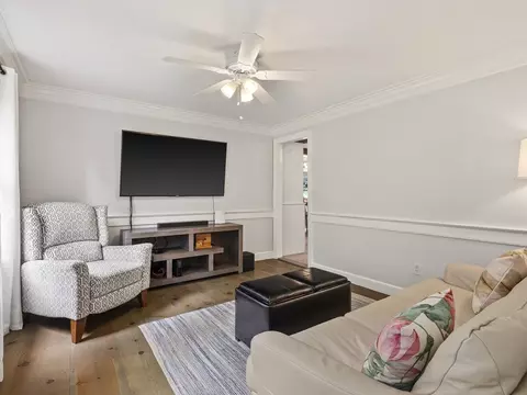 Living - 31 Scott Rd, Harvard, MA 01451 photo 1 of 3