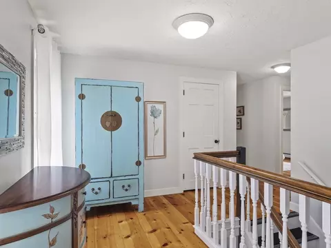Entry Way - 31 Scott Rd, Harvard, MA 01451 photo 5 of 5
