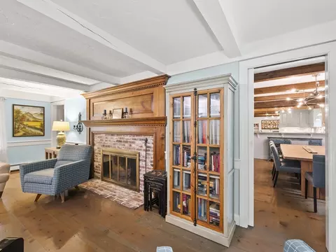 Living - 31 Scott Rd, Harvard, MA 01451 photo 2 of 3