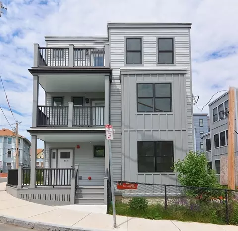 27 Hillsboro St #3, Dorchester, MA 02125