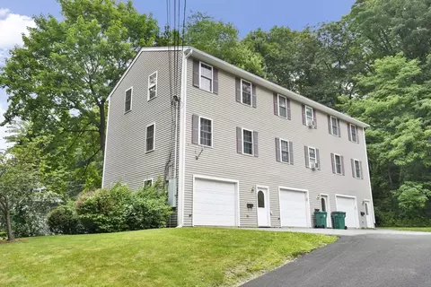 480 Elm St #A, Fitchburg, MA 01420