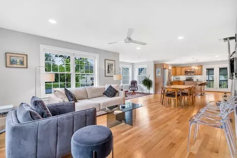 33 Martin St #33, Acton, MA 01720