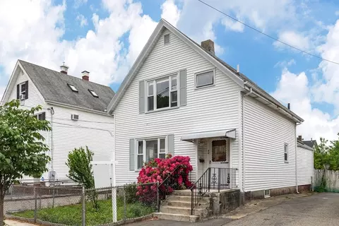 40 Paris St, Medford, MA 02155