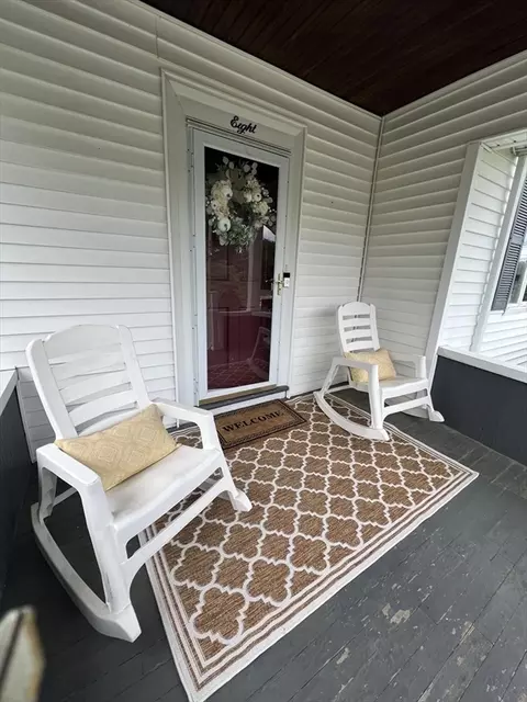 8 Dickerman Ln, Braintree, MA 02184 photo 3
