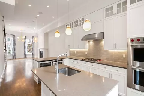 528 Columbus Ave #2, Boston, MA 02118