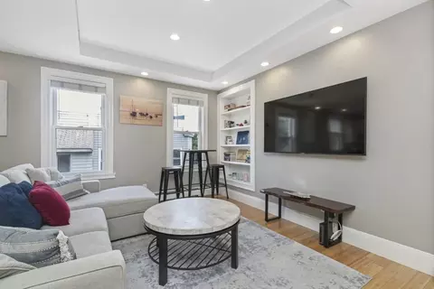 631 E 3rd St #2, Boston, MA 02127 photo 9