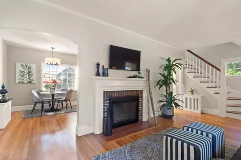 186 Lowell St, Reading, MA 01867 photo 8