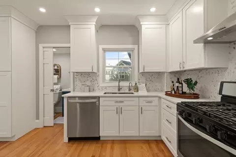 186 Lowell St, Reading, MA 01867 photo 12