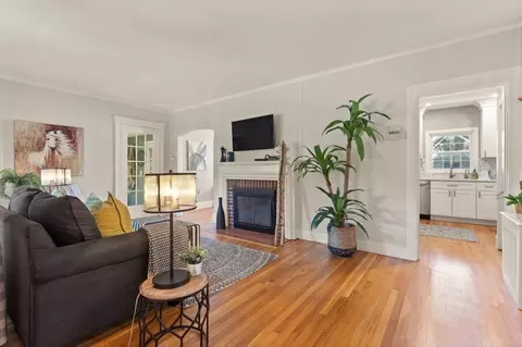 186 Lowell St, Reading, MA 01867 photo 6