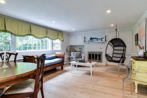 22 Edgewater Dr, Dover, MA 02030 photo 19
