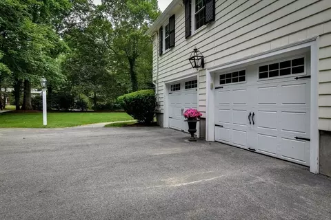 22 Edgewater Dr, Dover, MA 02030 photo 31