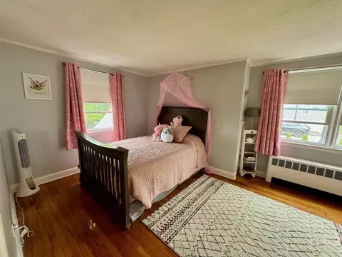 Bedroom - 88 Baldwin St, Fall River, MA 02720 photo 4 of 6