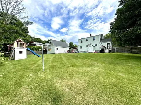 Exterior - 88 Baldwin St, Fall River, MA 02720 photo 3 of 6