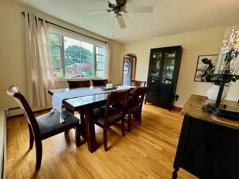 Dining - 88 Baldwin St, Fall River, MA 02720 photo 1 of 2