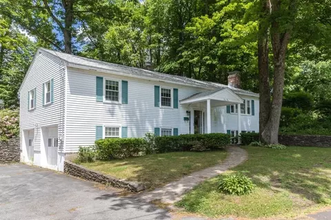 62 Posco Ave, Leominster, MA 01453