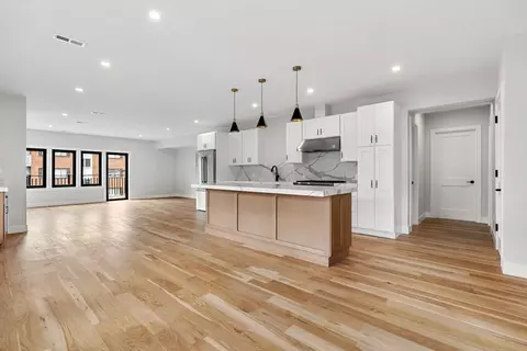 832 E Third #2, Boston, MA 02127