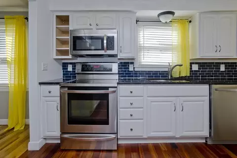 91 Pilgrim Rd, Springfield, MA 01118 photo 10