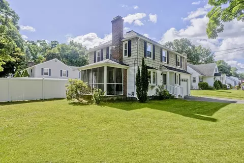 91 Pilgrim Rd, Springfield, MA 01118 photo 4