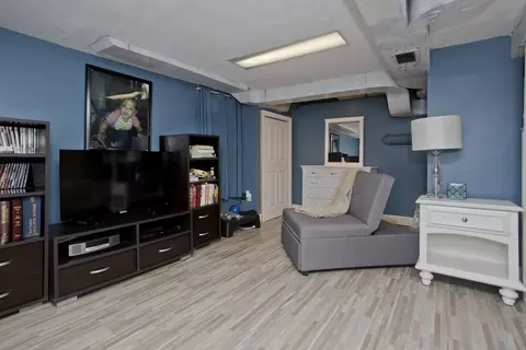 91 Pilgrim Rd, Springfield, MA 01118 photo 37